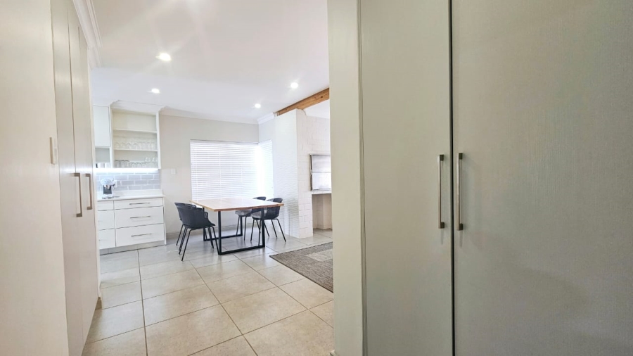 To Let 3 Bedroom Property for Rent in Hartenbos Central Western Cape